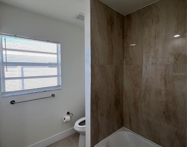 2502 Tropical Shores Drive Se - Photo Thumbnail 30