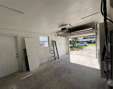 2502 Tropical Shores Drive Se - Photo Thumbnail 42