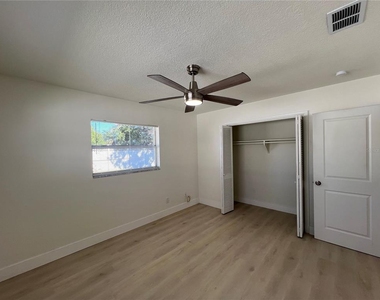 2502 Tropical Shores Drive Se - Photo Thumbnail 21
