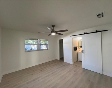 2502 Tropical Shores Drive Se - Photo Thumbnail 16