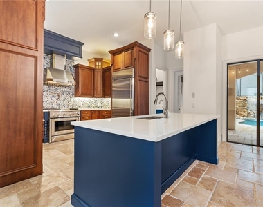 9841 Covent Garden Drive - Photo Thumbnail 12