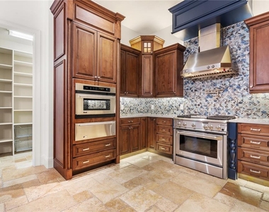 9841 Covent Garden Drive - Photo Thumbnail 14