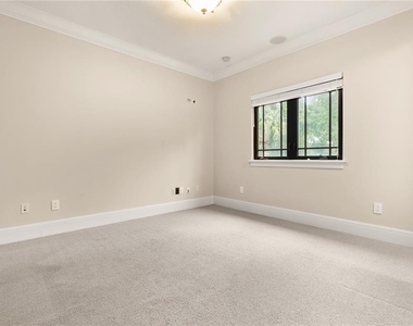 9841 Covent Garden Drive - Photo Thumbnail 38