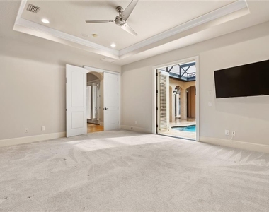 9841 Covent Garden Drive - Photo Thumbnail 23
