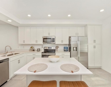 12280 Wellen Golf Street - Photo Thumbnail 4