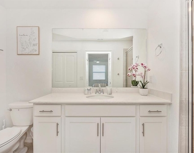 12280 Wellen Golf Street - Photo Thumbnail 23