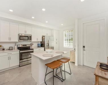 12280 Wellen Golf Street - Photo Thumbnail 5
