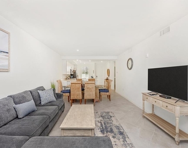 12280 Wellen Golf Street - Photo Thumbnail 17