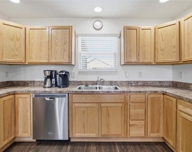 3531 Thorne Path - Photo Thumbnail 4