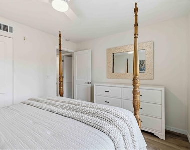 3420 Wild Oak Bay Boulevard - Photo Thumbnail 25