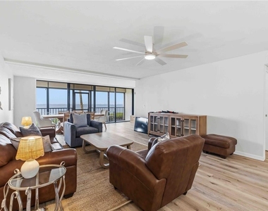 3420 Wild Oak Bay Boulevard - Photo Thumbnail 7