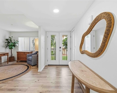 3420 Wild Oak Bay Boulevard - Photo Thumbnail 6