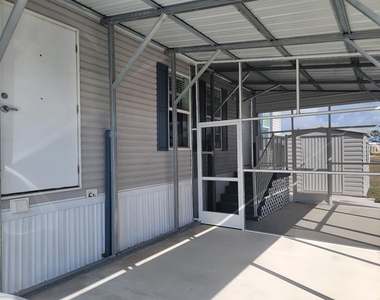 5700 Holiday Park Boulevard - Photo Thumbnail 23