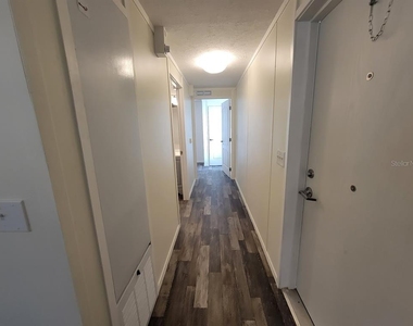 5700 Holiday Park Boulevard - Photo Thumbnail 19