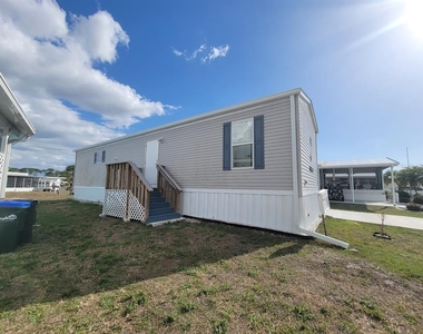 5700 Holiday Park Boulevard - Photo Thumbnail 31