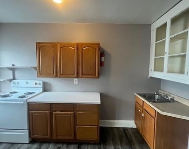 201 E Kline Avenue - Photo Thumbnail 8