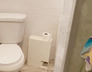 146 Elliott Avenue - Photo Thumbnail 3