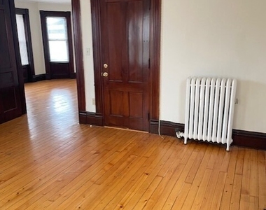 281 Chestnut Street - Photo Thumbnail 14