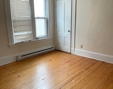 281 Chestnut Street - Photo Thumbnail 9