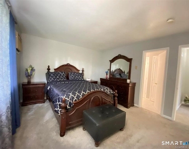 19 Somers Street - Photo Thumbnail 10