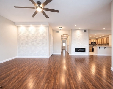825 Canterra Street - Photo Thumbnail 1