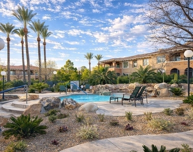 825 Canterra Street - Photo Thumbnail 8