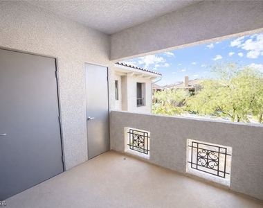 825 Canterra Street - Photo Thumbnail 7