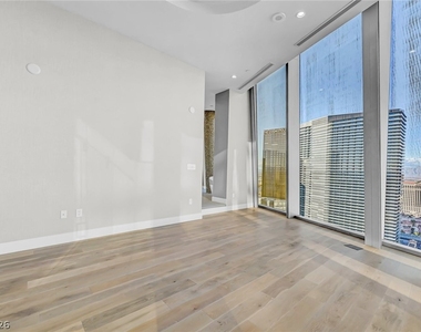 3726 Las Vegas Boulevard - Photo Thumbnail 28