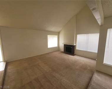 4760 Woodridge Road - Photo Thumbnail 16