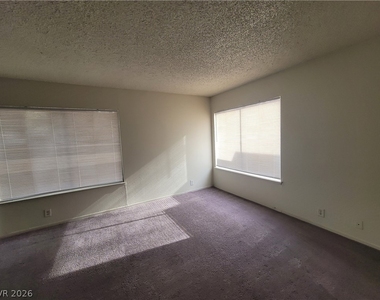 4760 Woodridge Road - Photo Thumbnail 33