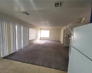 4760 Woodridge Road - Photo Thumbnail 41
