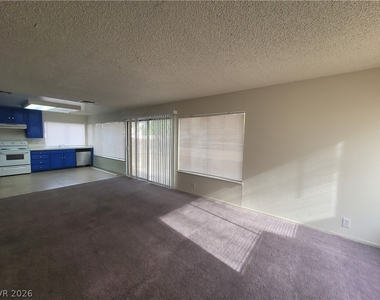 4760 Woodridge Road - Photo Thumbnail 35