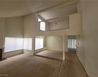 4760 Woodridge Road - Photo Thumbnail 24