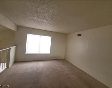 4760 Woodridge Road - Photo Thumbnail 45