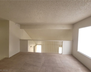 4760 Woodridge Road - Photo Thumbnail 46