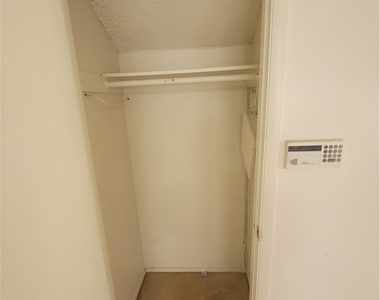 4760 Woodridge Road - Photo Thumbnail 31