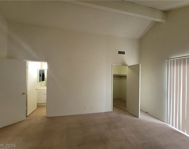 4760 Woodridge Road - Photo Thumbnail 57