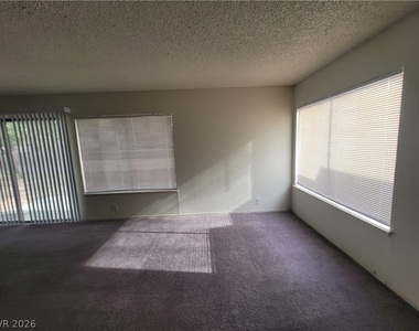 4760 Woodridge Road - Photo Thumbnail 34