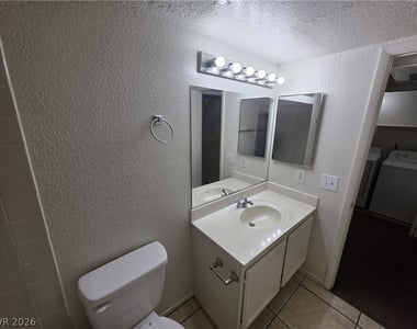 2724 Otter Creek Court - Photo Thumbnail 17