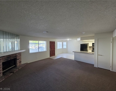 2724 Otter Creek Court - Photo Thumbnail 5