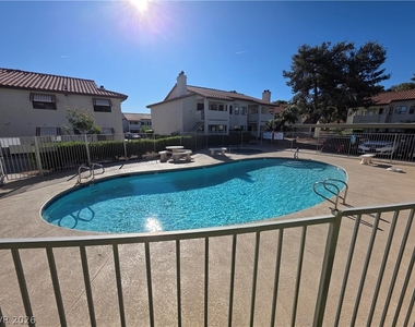 2724 Otter Creek Court - Photo Thumbnail 32