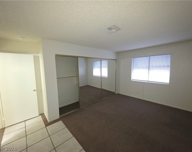 2724 Otter Creek Court - Photo Thumbnail 18