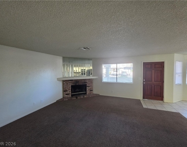2724 Otter Creek Court - Photo Thumbnail 6