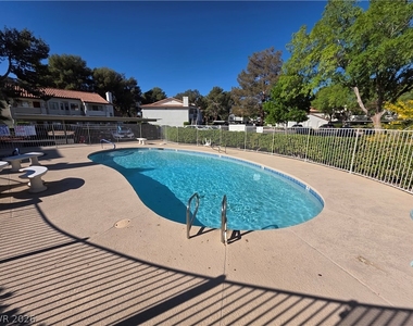 2724 Otter Creek Court - Photo Thumbnail 36