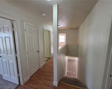 1590 Mustang Drive - Photo Thumbnail 46