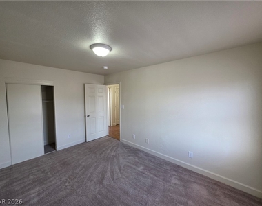 1590 Mustang Drive - Photo Thumbnail 42