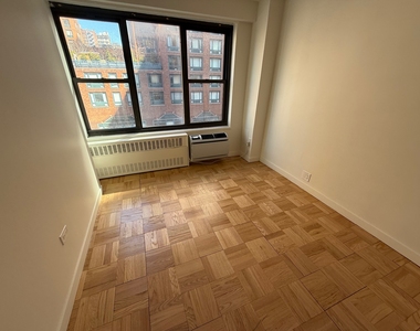 145 Fourth ave - Photo Thumbnail 5
