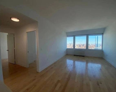 200 Water Street - Photo Thumbnail 3
