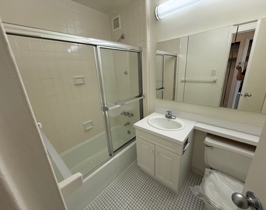 1 Astor Place - Photo Thumbnail 5