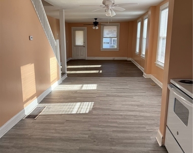 106 W 2nd Street - Photo Thumbnail 1